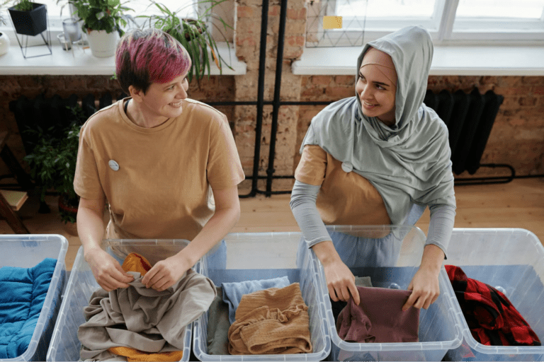 volunteers working together